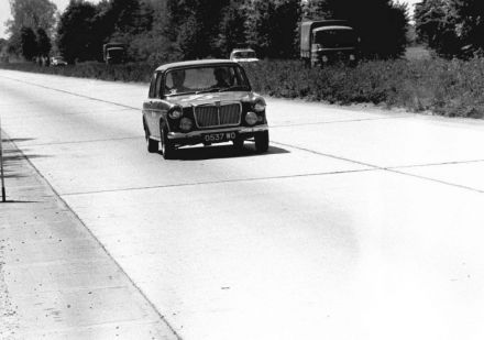 Marek Wachowski i Eugeniusz Pach – MG 1300.